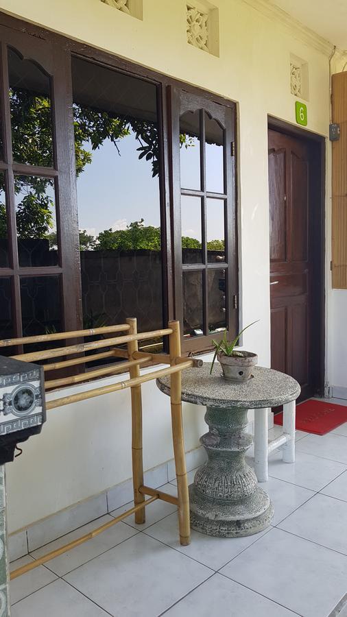 Kris Kos Hotel Canggu Buitenkant foto